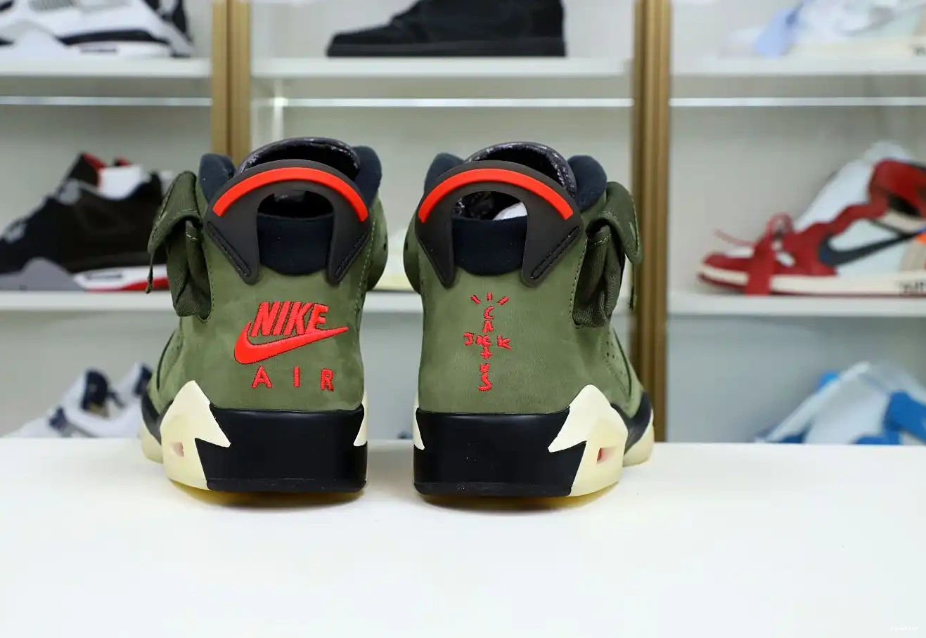 JORDAN 6 SCOTT AIR 'OLIVE' TRAVIS RETRO X 0403